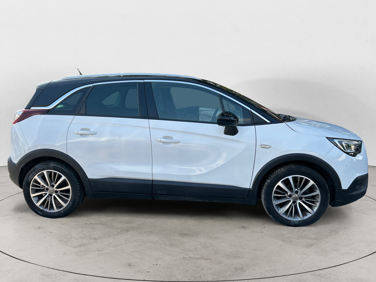 OPEL CROSSLAND-OPEL CROSSLAND 1.5 D 110 EDITION+-image-4