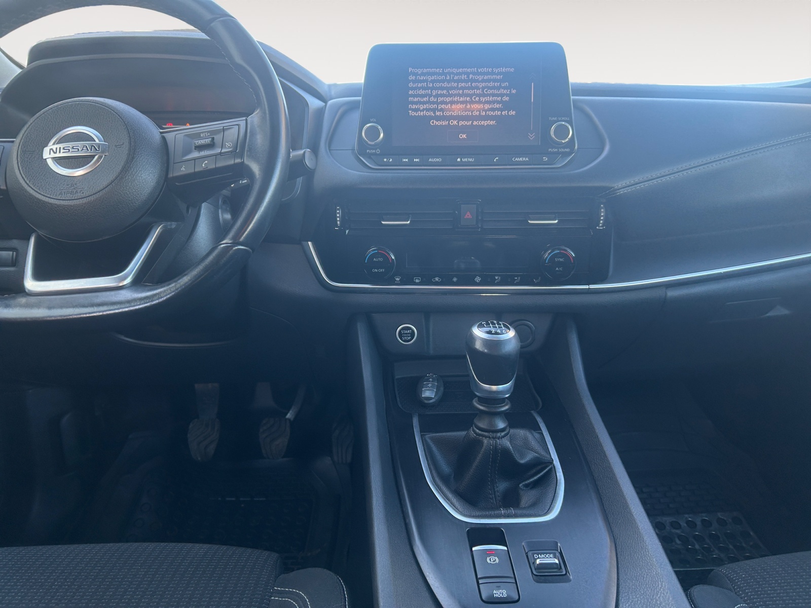 NISSAN QASHQAI-NISSAN QASHQAI QASHQAI III - PH1 - 1.3 L DIG-T N-CONNECTA BI-TON BVM 130CH-image-8