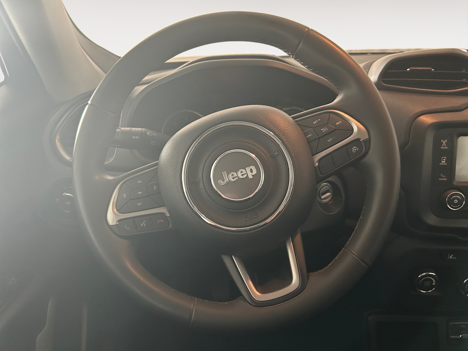 JEEP RENEGADE-JEEP RENEGADE RENEGADE I - PH1 - 1.6 MULTIJET LONGITUDE 4X2 BVM 120CH-image-7