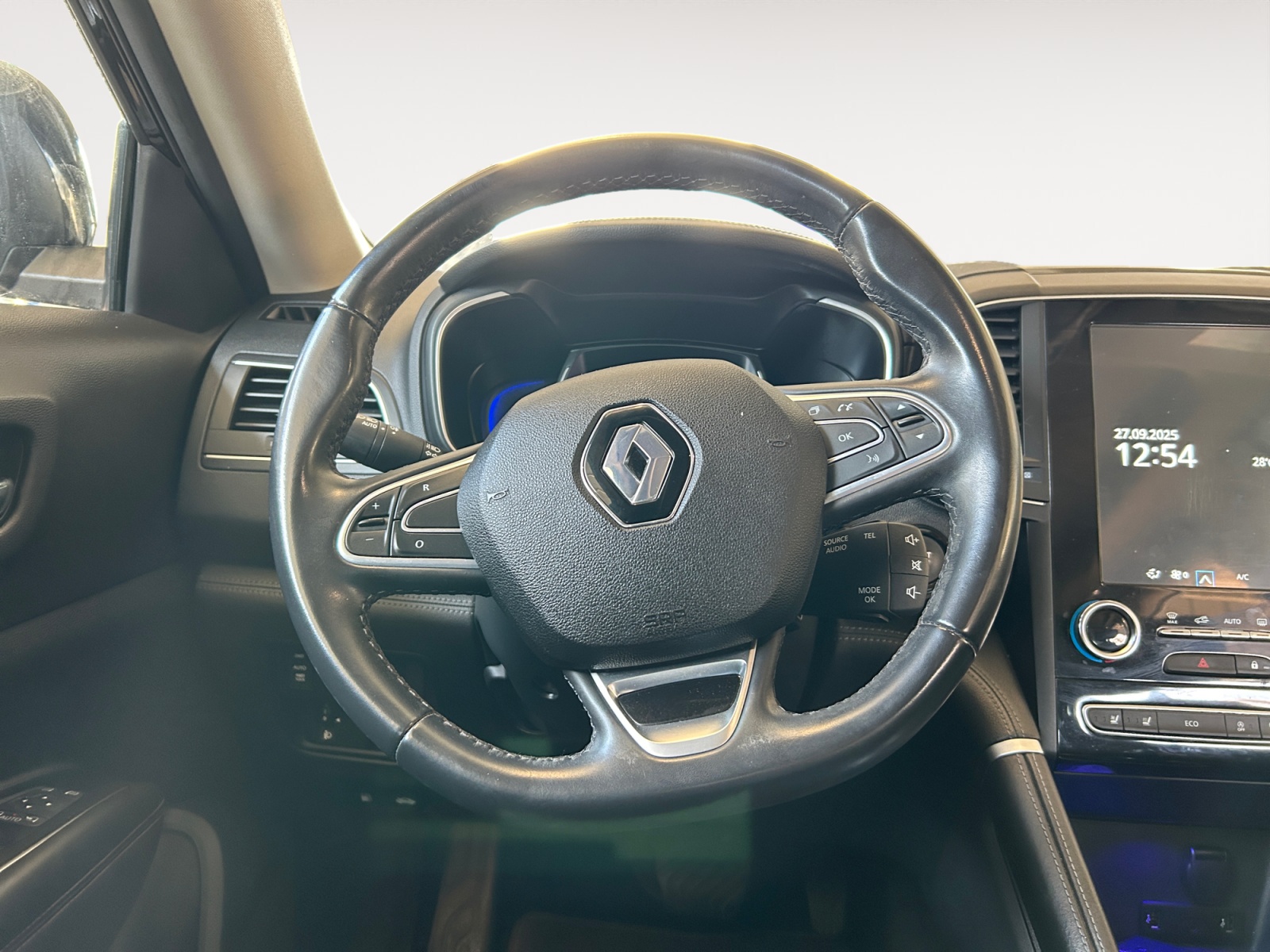 RENAULT KOLEOS-RENAULT KOLEOS 2.0 DCI 185 TECHNO ALL MODE 4X4-I X-TRONIC-image-9