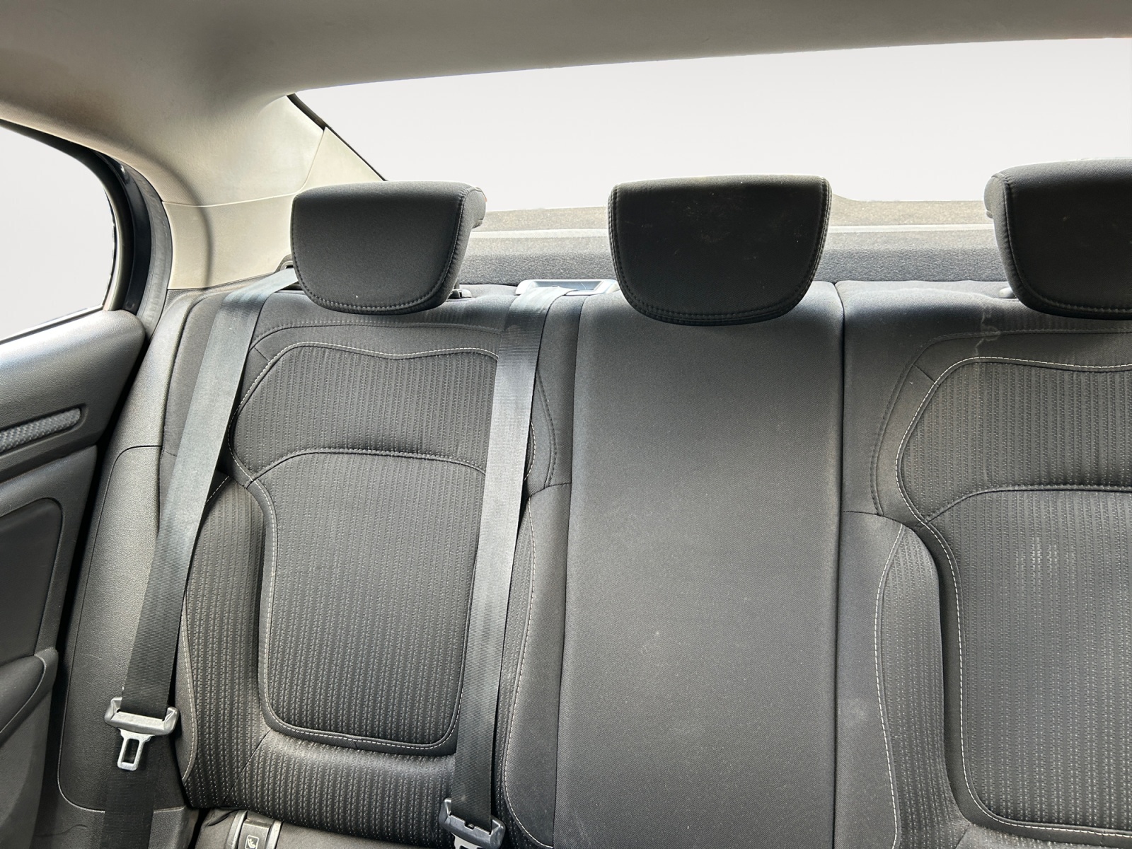 RENAULT MEGANE-RENAULT MEGANE MEGANE SEDAN IV - PH1 - 1.5 DCI LIFE BVM 90CH-image-10