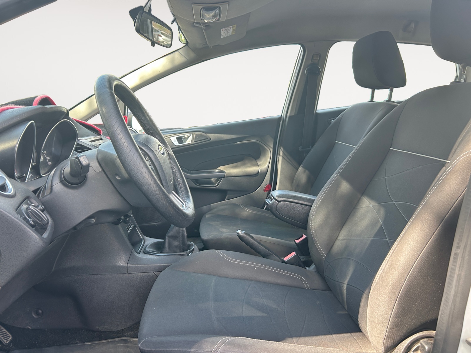 FORD FIESTA-FORD FIESTA 1.5 TDCI 85CH TREND PLUS 5P GEN.V PH1-image-6