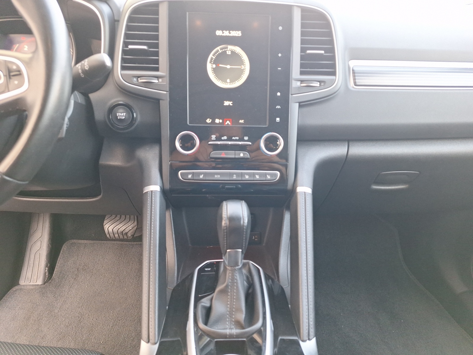 RENAULT KOLEOS-RENAULT KOLEOS KOLEOS II - PH1 - 2.0 DCI INTENS ALL MODE 4X4-I X-TRONIC CVT 175CH-image-8