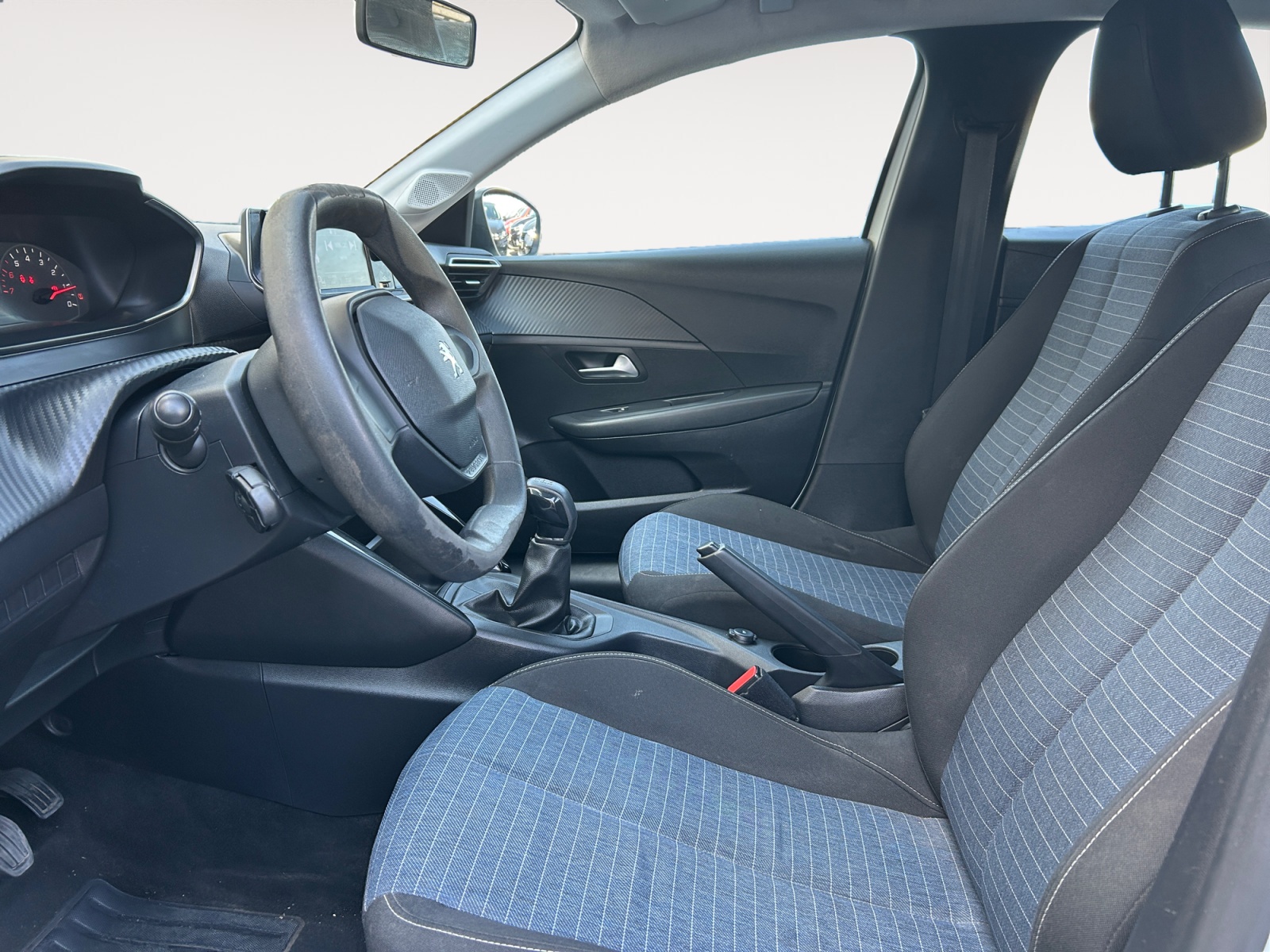 PEUGEOT 208-PEUGEOT 208 1.6 HDI 75 PACK EDITION GEN.I PH2-image-7