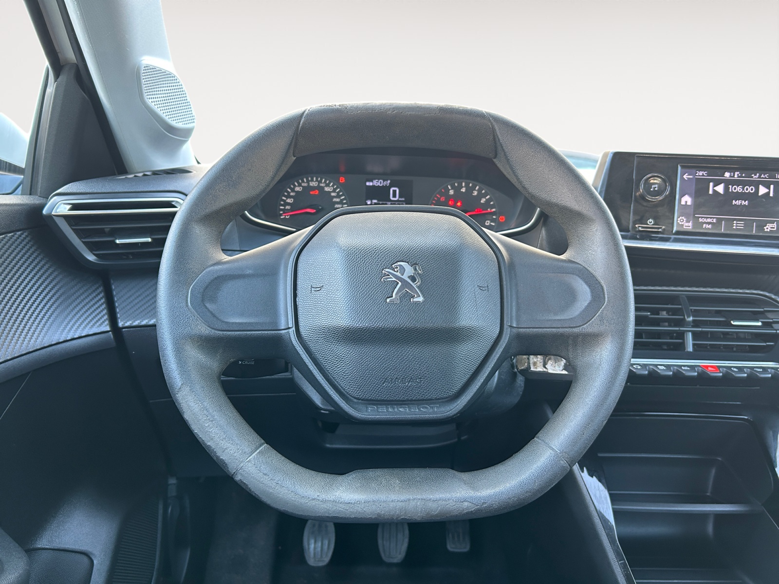 PEUGEOT 208-PEUGEOT 208 1.6 HDI 75 PACK EDITION GEN.I PH2-image-6