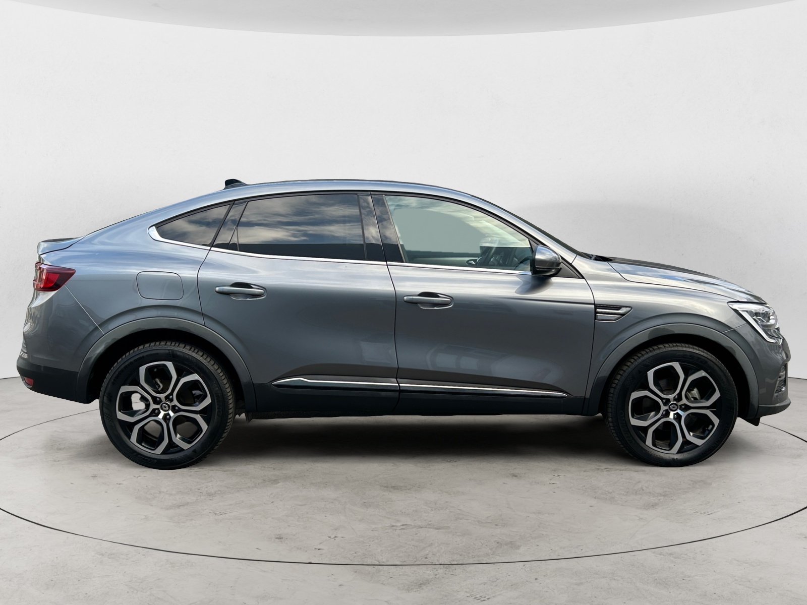 RENAULT ARKANA-RENAULT ARKANA ARKANA I - PH1 - 1.6 E-TECH HEV TECHNO BVA 146CH-image-4