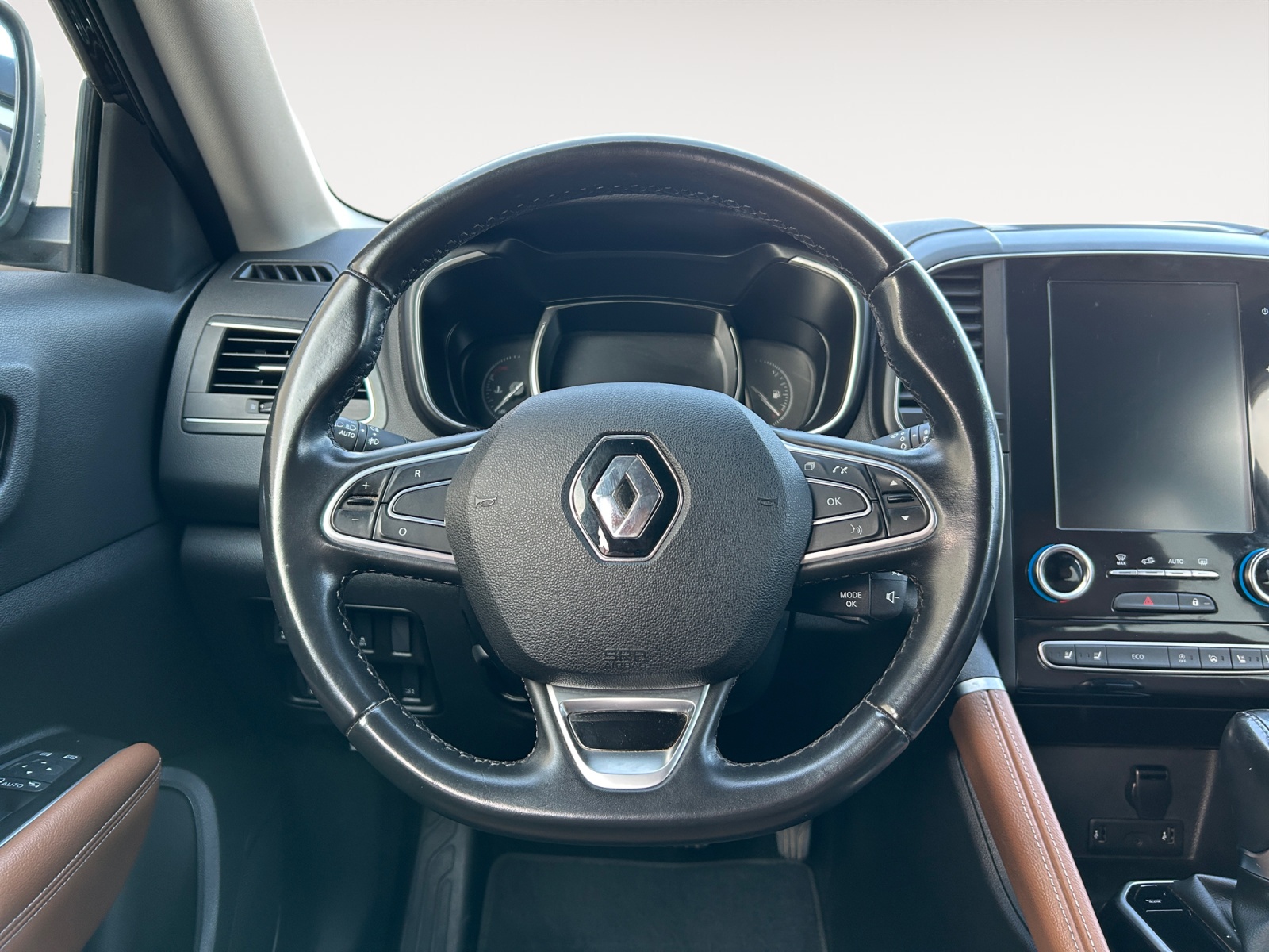 RENAULT KOLEOS-RENAULT KOLEOS KOLEOS II - PH1 - 2.0 DCI EXPLORE 4X2 X-TRONIC CVT 175CH-image-8